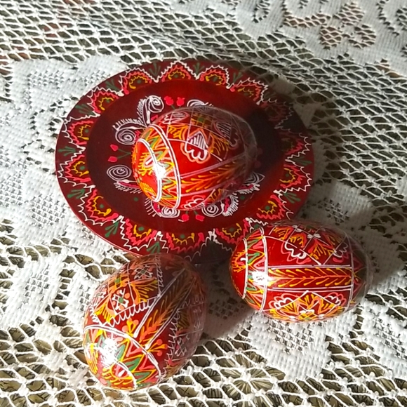 Ukrainian Wood Eggs on matching Plate-Handpainted - Picture 3 of 3